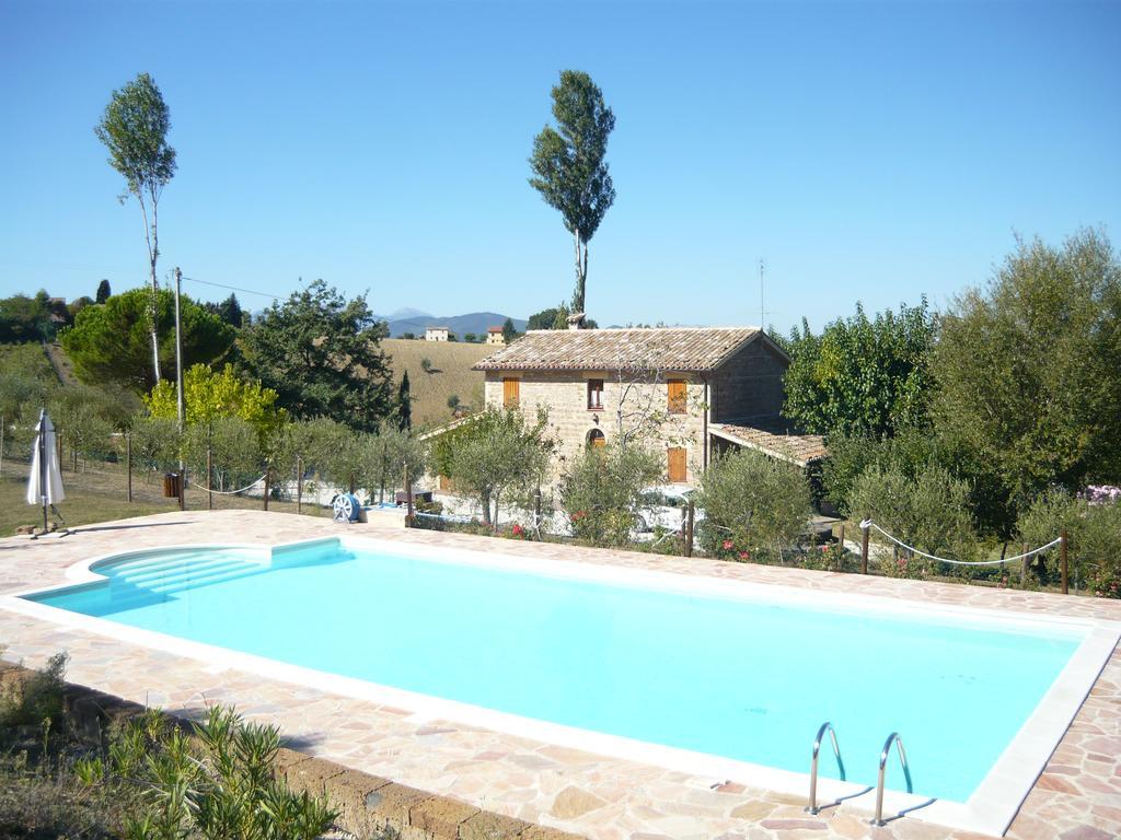 Agriturismo Il Bacucco Montecarotto Eksteriør billede
